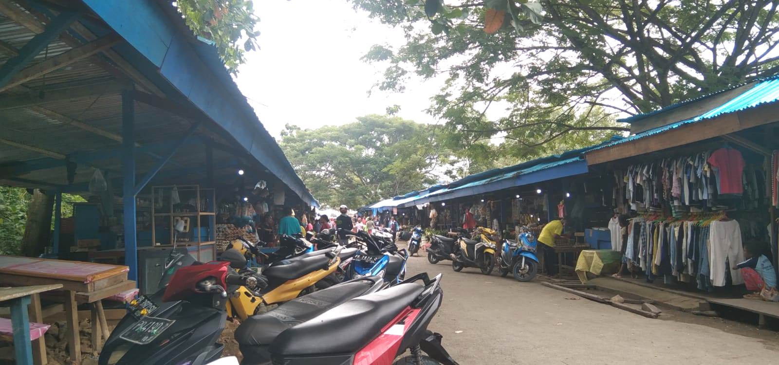 Berdalih Pemilik,Pedagang Pasar Waisai Di Peras Dan Usir Paksa