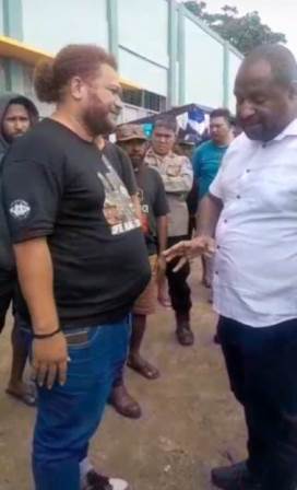 DPRD Kota Sorong,Persoalkan Ijin Konser DMP di Stadion Bawela