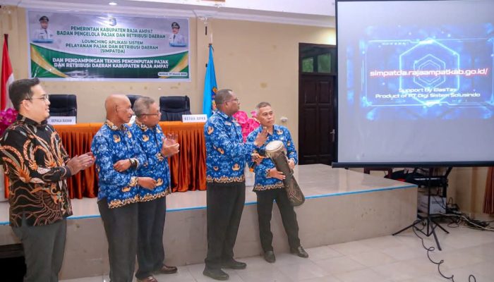 Bupati Raja Ampat Resmikan SIMPATDA,Solusi Digital Pajak Daerah