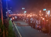 Ribuan Umat Kristen Gelar Pawai Obor Rayakan Kebangkitan Tuhan Yesus di Kabupaten Sorong