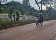 Pengendara Diminta Ekstra Hati-Hati di Jalan Licin Kilo 14-17 Kota Sorong