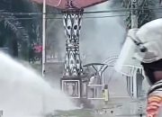 Ketegangan Warnai Aksi Demo UKT di Uncen,Mahasiswa dan Polisi Terlibat Saling Dorong