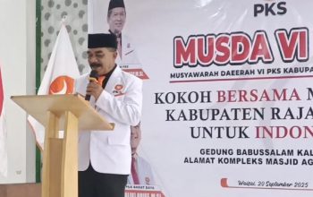 Mansur Syadan dilantik sebagai Ketua DPD PKS Raja Ampat periode 2025–2030 dalam Musda VI